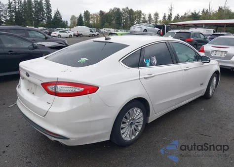2013 Ford Fusion Energi Se Luxury z USA, uszkodzony, nr VIN 3FA6P0PU9DR285761